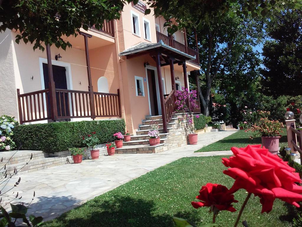 Alkmini Hotel Áyios Dhimítrios Exterior foto