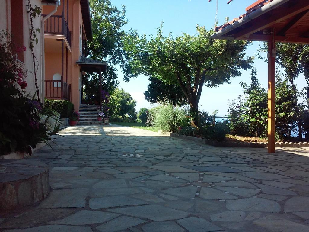 Alkmini Hotel Áyios Dhimítrios Exterior foto